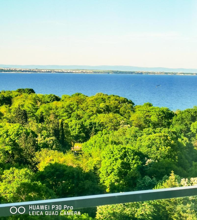 Luxury Apartments Alix Burgas Exterior foto